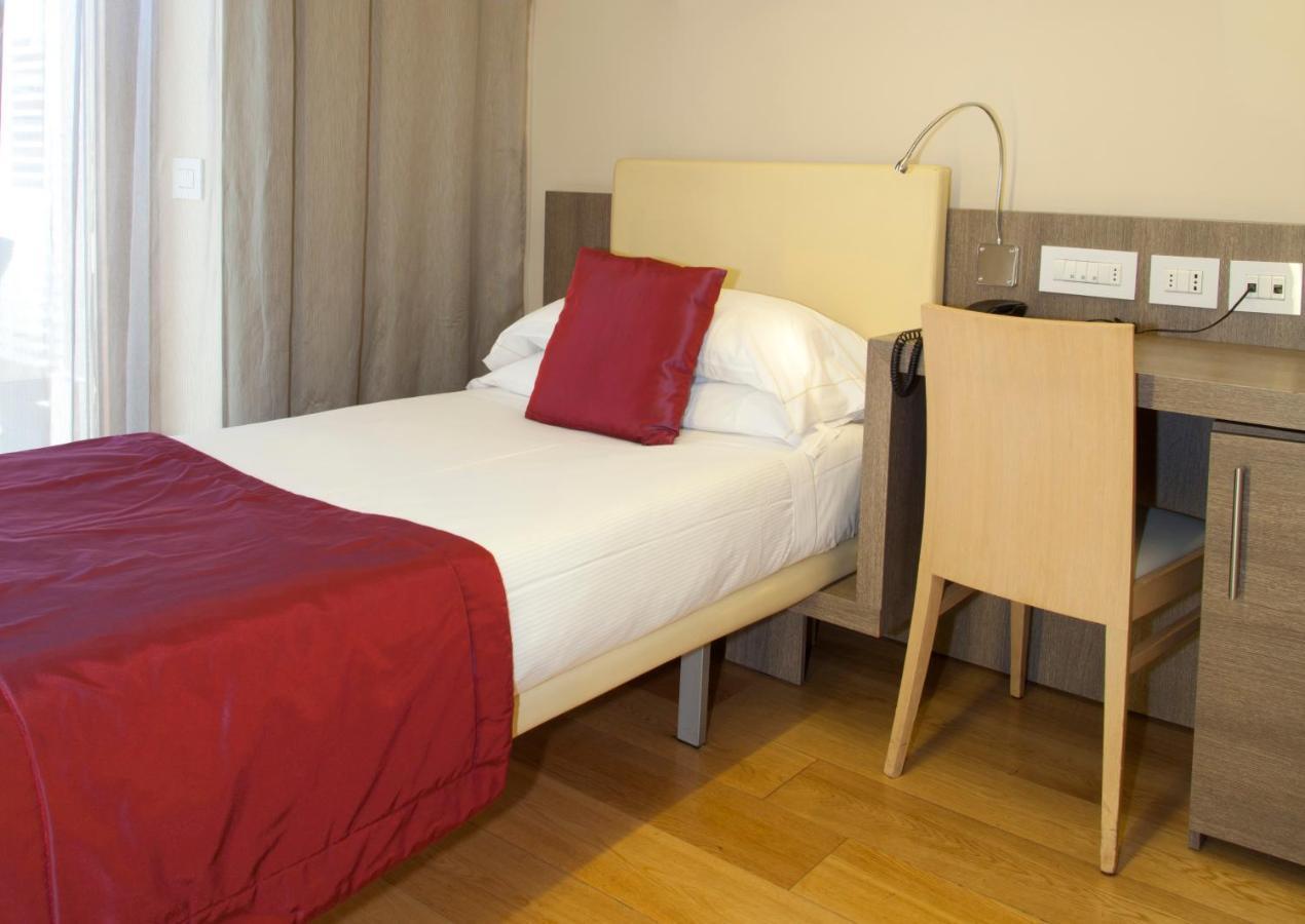 Hotel Il Cantico St. Peter Roma Esterno foto