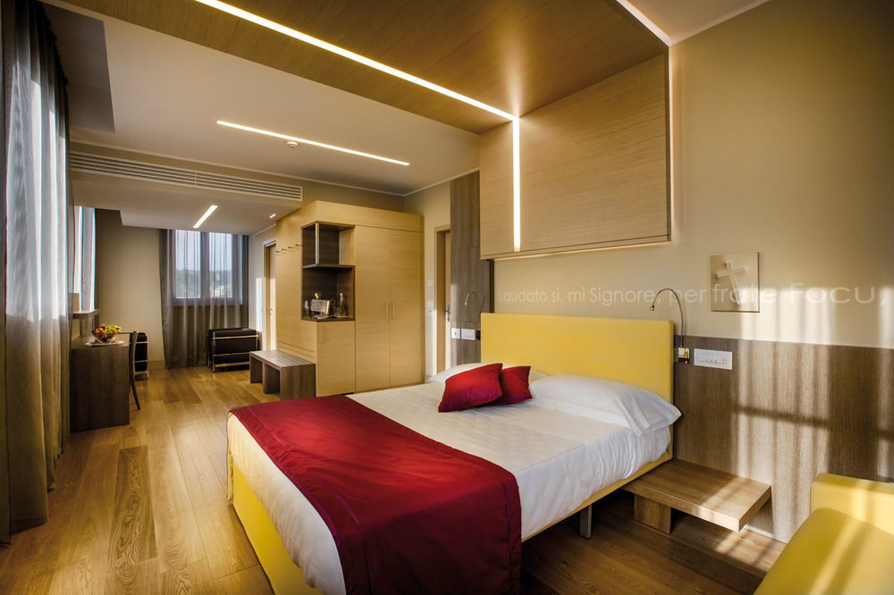 Hotel Il Cantico St. Peter Roma Esterno foto